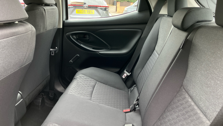 Toyota Yaris 1.5 Hybrid Icon 5dr CVT Hybrid Hatchback
